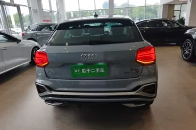 Audi Q2L