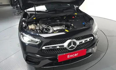 Mercedes-Benz GLA-Class