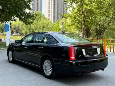 Cadillac SLS