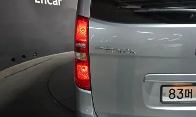 Hyundai Starex