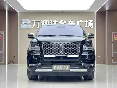 Lincoln Navigator