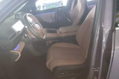 Nio EC6