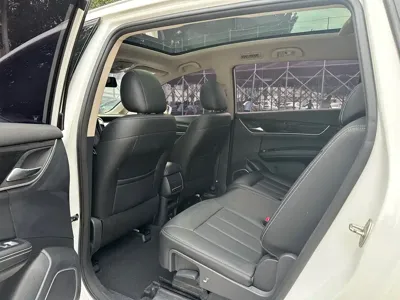 BYD MAX