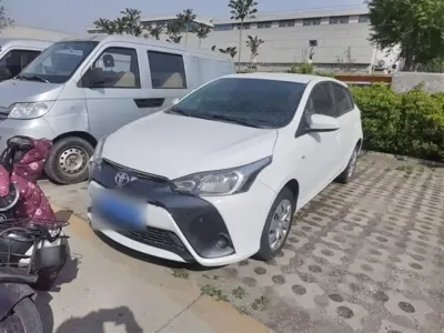 Toyota Yaris L