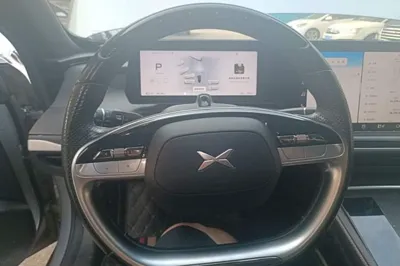 Xpeng P7