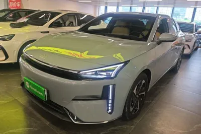 Geely Galaxy L6