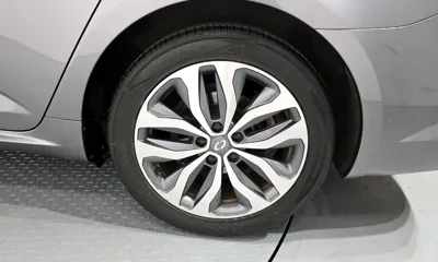 Renault-KoreaSamsung SM6