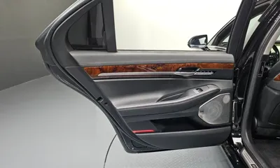 Genesis EQ900