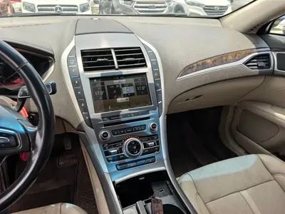 Lincoln MKZ