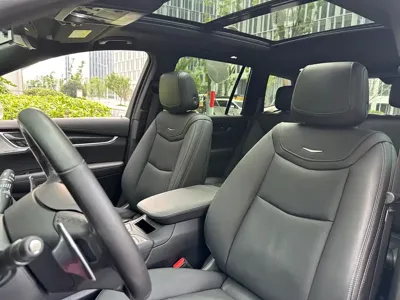 Cadillac XT6