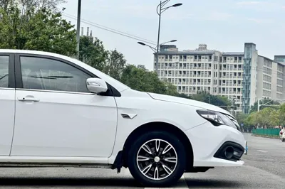 BYD F3