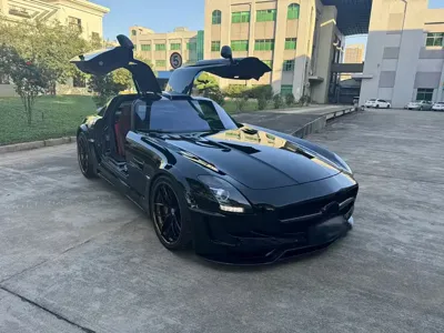 Mercedes-Benz SLS AMG