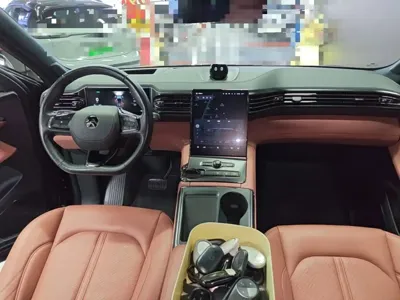 Nio EC6