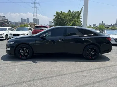 Chevrolet Malibu XL