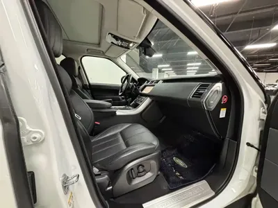 Land Rover Sport