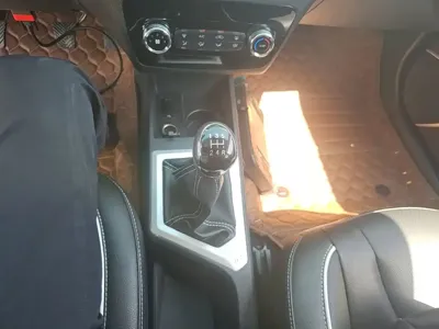 JAC Refine S2