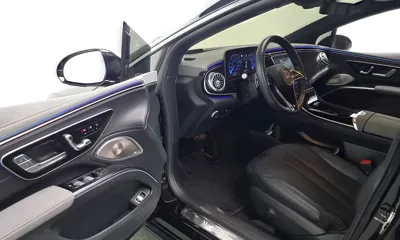 Mercedes-Benz EQS