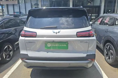 Wuling Xingguang 560 New Energy