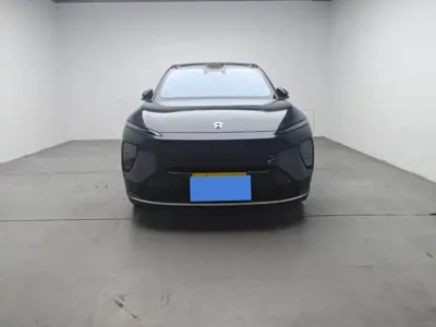 Nio ES8