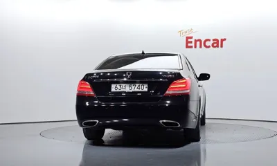 Hyundai Equus