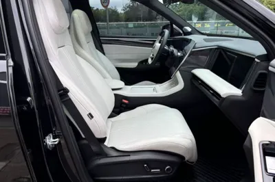 Geely Galaxy L7
