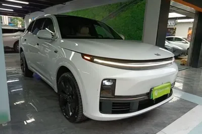 Li Auto L7
