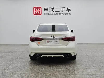 Infiniti Q50L