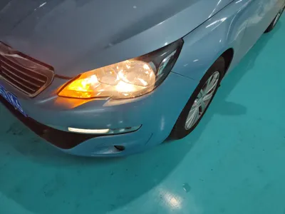 Peugeot 308S
