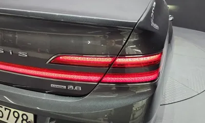 Genesis G90
