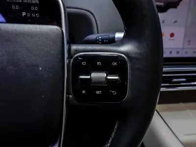 Li Auto Li L8