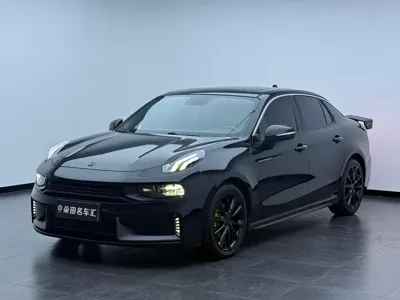 Lynk & Co 03