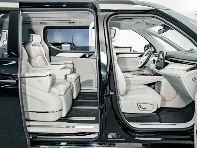 Volvo EM90