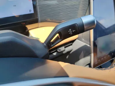 Geely Galaxy L7