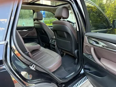 BMW X5 (Import)