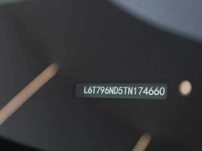 Zeekr 极氪9X