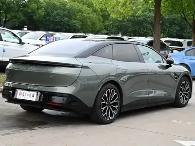 Zeekr 007