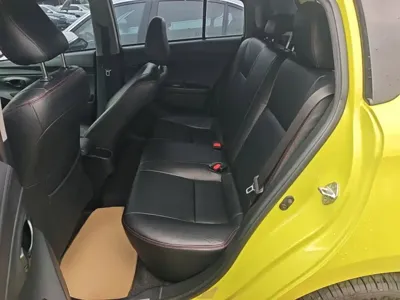 Toyota Yaris L