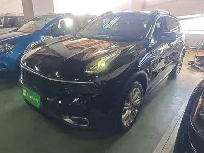Lynk & Co 01