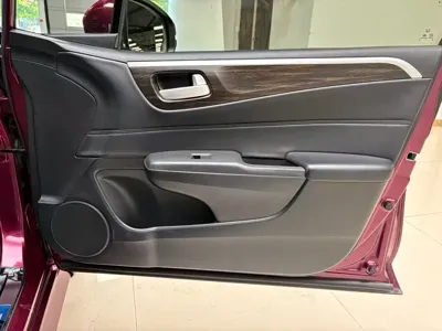 Honda Jade