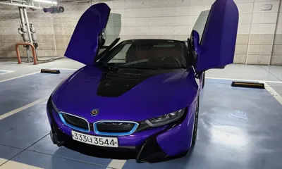 BMW i8