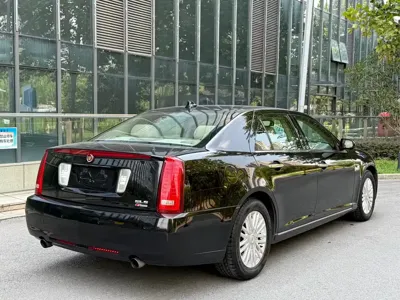 Cadillac SLS