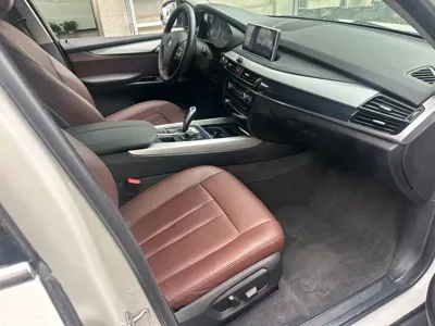 BMW X5 (Import)