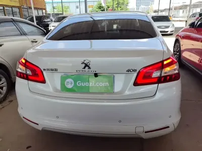 Peugeot 408