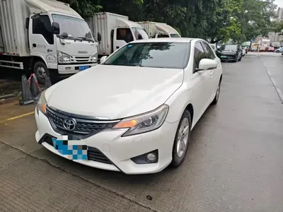 Toyota Reiz