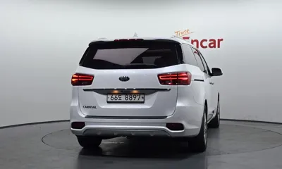 Kia Canival