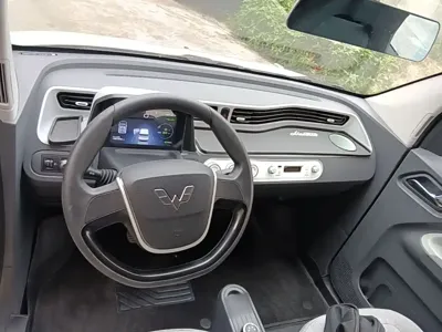 Wuling MINIEV