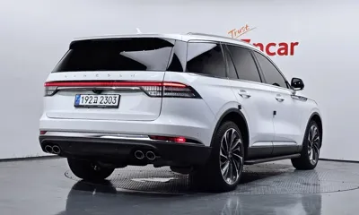 Lincoln Aviator