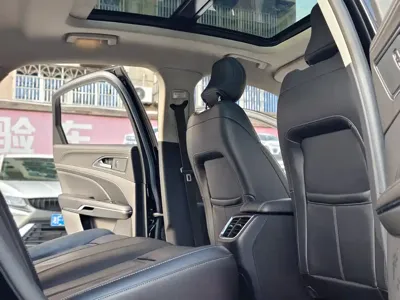 Ford Taurus