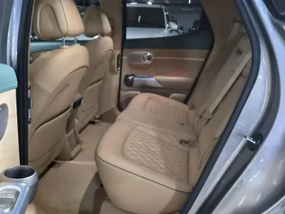 Genesis GV60