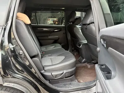 Toyota Crown Kluger